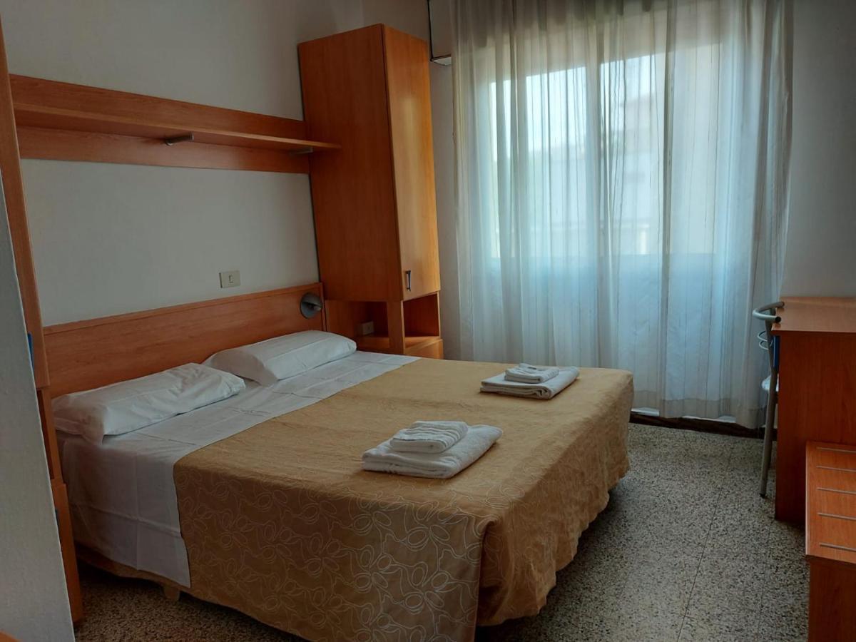 Albergo Alla Nave Lignano Sabbiadoro Exterior foto